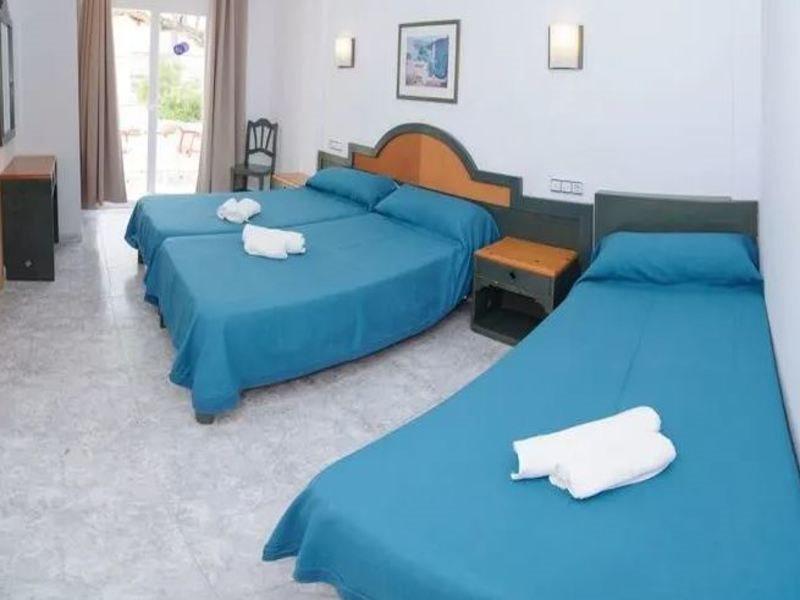 Hostal Rosalia Sant Antoni de Portmany Exterior foto