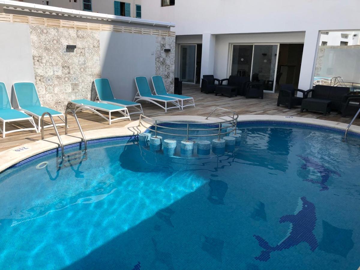 Hostal Rosalia Sant Antoni de Portmany Exterior foto